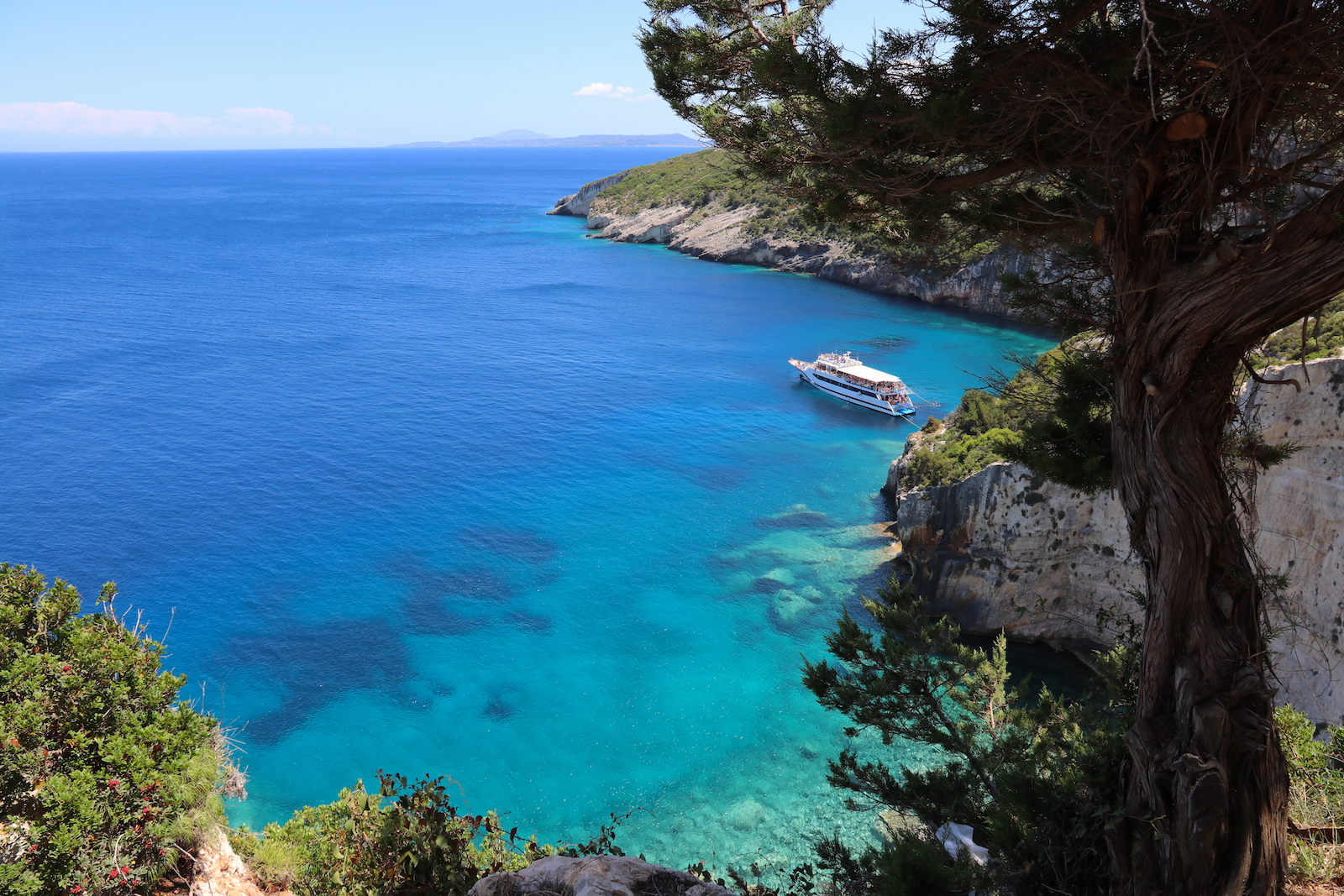 Kristalblauwe Middellandse Zee bij Zakynthos