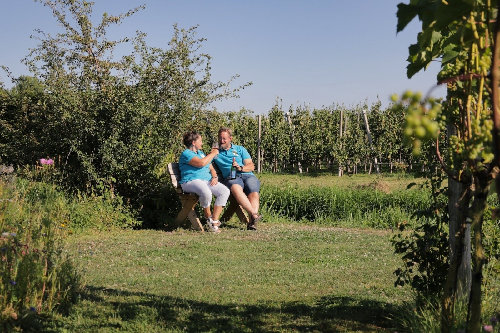 Karin en Jan, eigenaren van Wijndomein Auansati in de Betuwe 