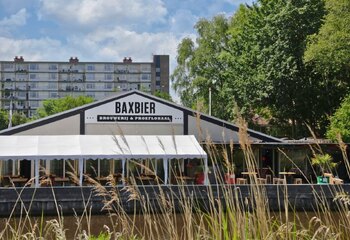 Outdoor terrace at Baxbier Brewery in Groningen 